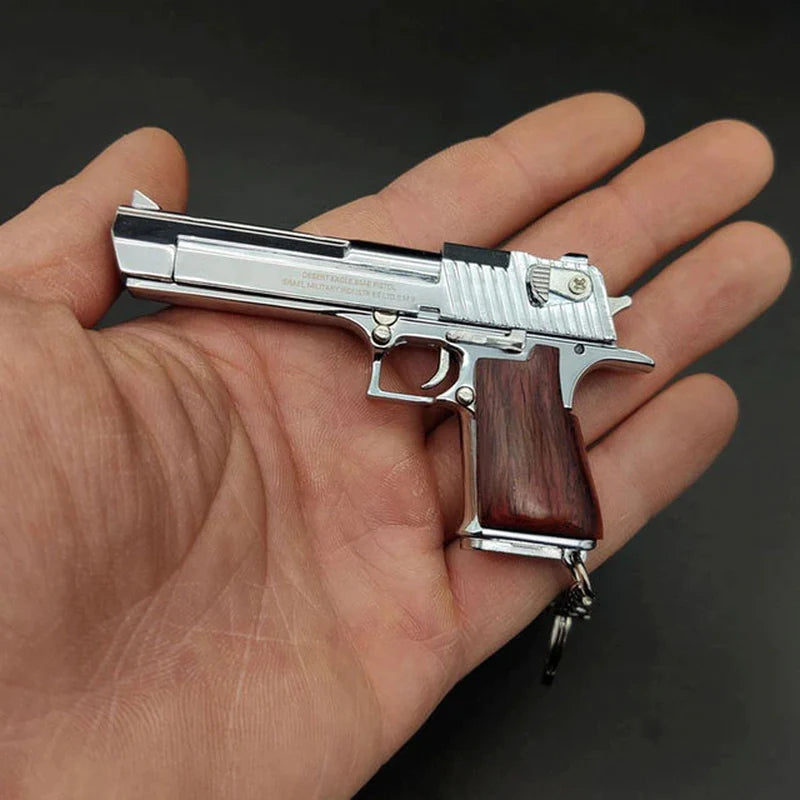 NEW 1:3 Multitypes Anti-Stress Toys Metal Pistol Gun Keychain Miniature Model Beretta 92F Colt 1911 Glock 17 Birthday Gifts